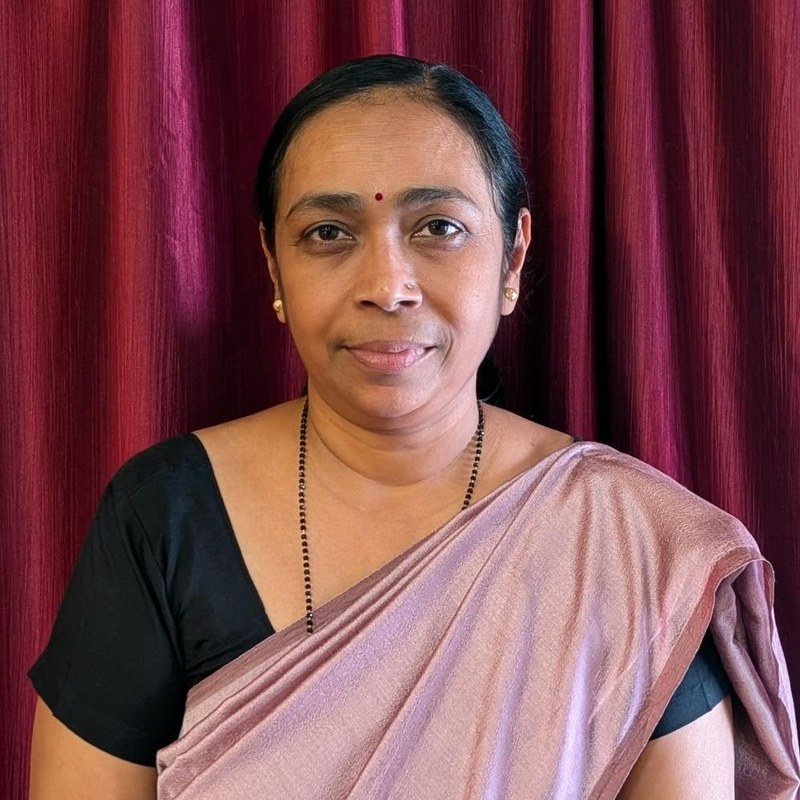 VARSHA R RAVASIA